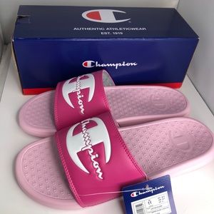 Champion size 11 slide lock sandals fuchsia NWT